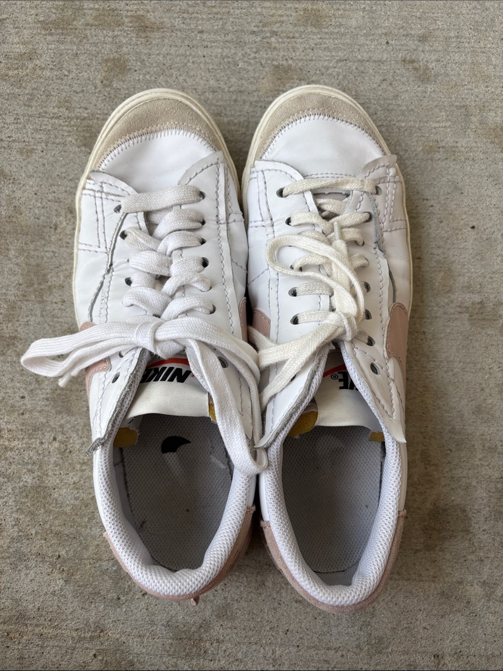 Nike Blazer White Low-Top ‘77 Jumbo Sneakers in White/Rose Whisper/Pink Oxford - Picture 5 of 14